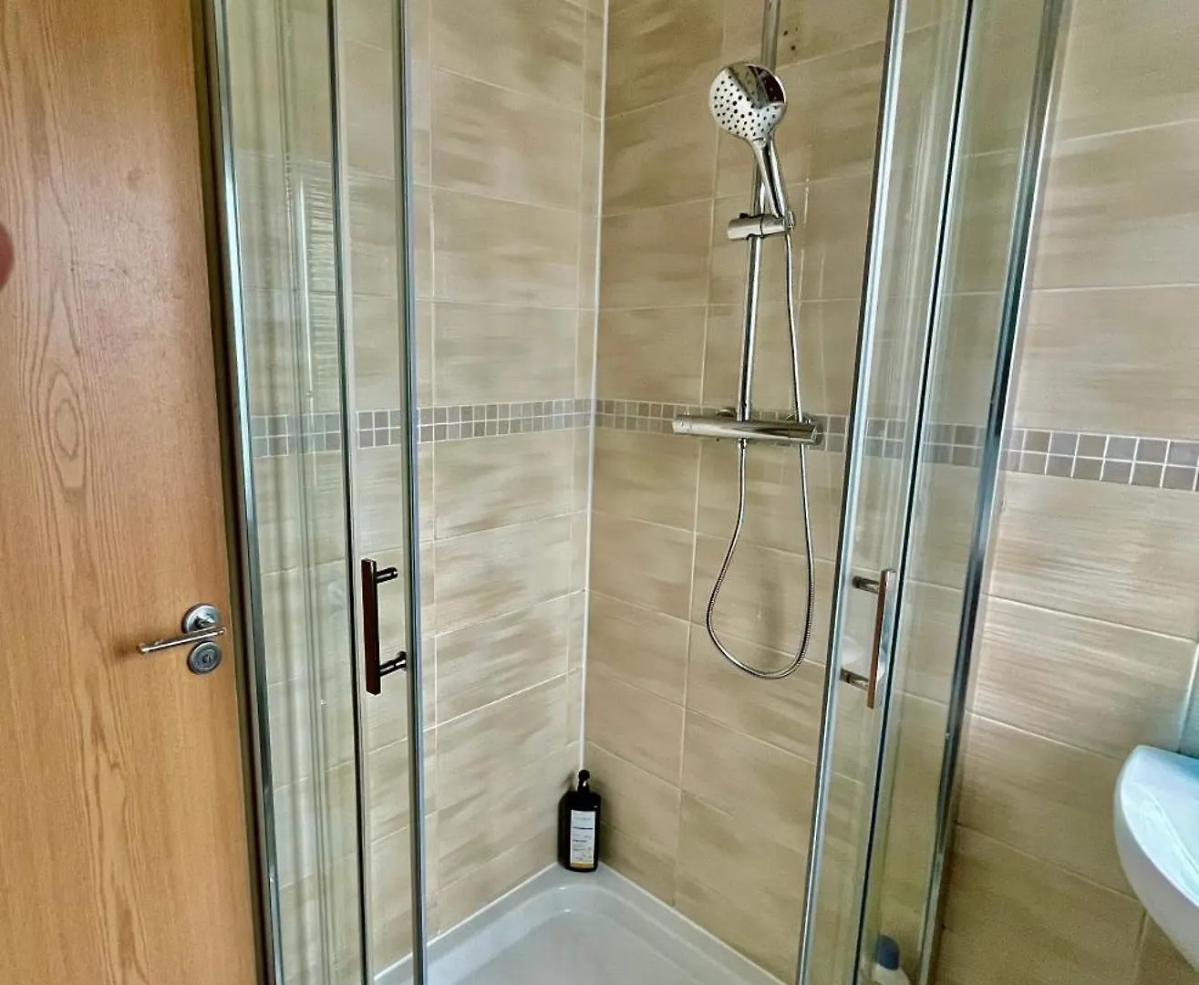 2 Bedroom City-Centre Apartment With Free Parking Μπέλφαστ