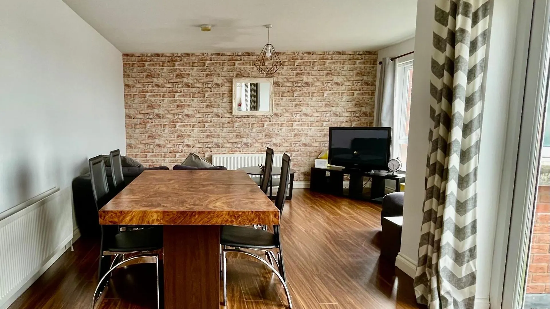 2 Bedroom City-Centre Apartment With Free Parking Μπέλφαστ Ηνωμένο Βασίλειο