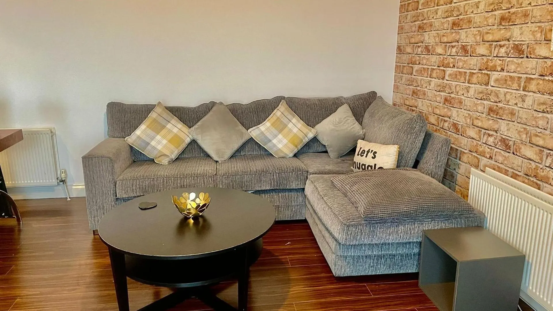 2 Bedroom City-Centre Apartment With Free Parking Belfast
